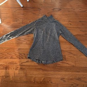 Lululemon long sleeve mockneck shirt